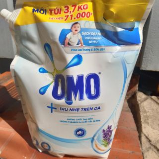 Nước giặt Omo Dịu Nhẹ 3.7kg