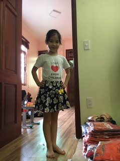 CHÂN VÁY XOÈ BÉ GÁI ( CÓ QUẦN ĐÙI BÊN TRONG)