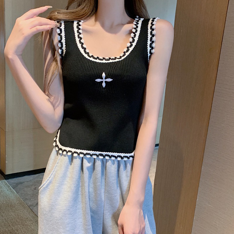 Áo Ren Nữ Cộc Tay Cổ Chữ U Gợi Cảm