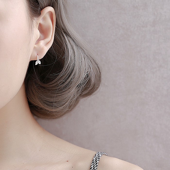 Bông Tai Hình Chiếc Lá Dễ Thương Xinh Xắn Cho Nữ A316