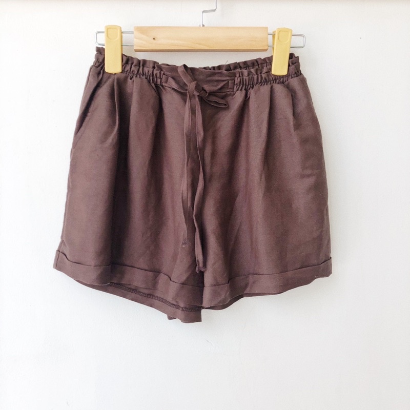 Leazy short