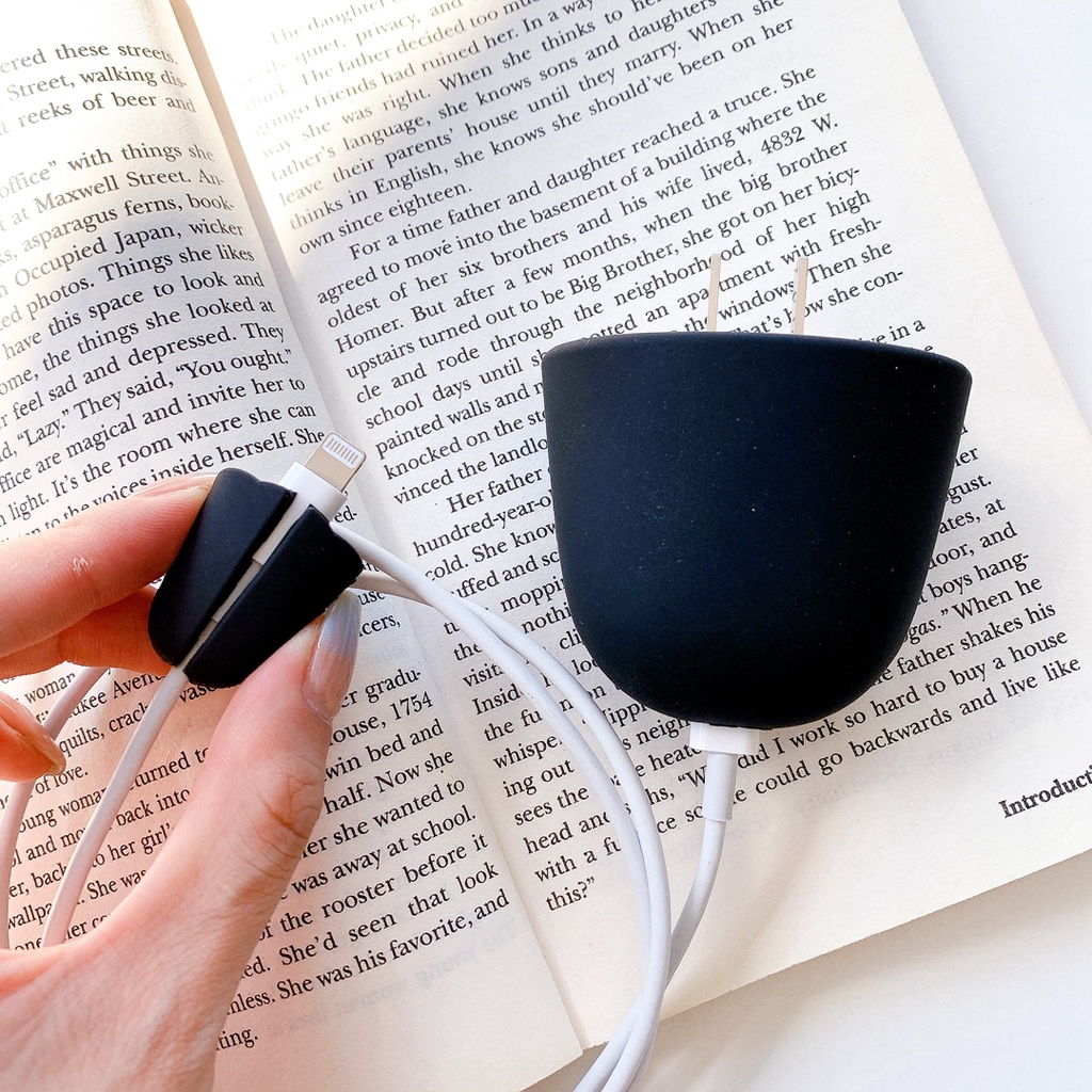 Vỏ Bọc Bảo Vệ Dây Cáp Sạc usb 18W 20W Họa Tiết Hoạt Hình Dễ Thương Cho Iphone Ipad