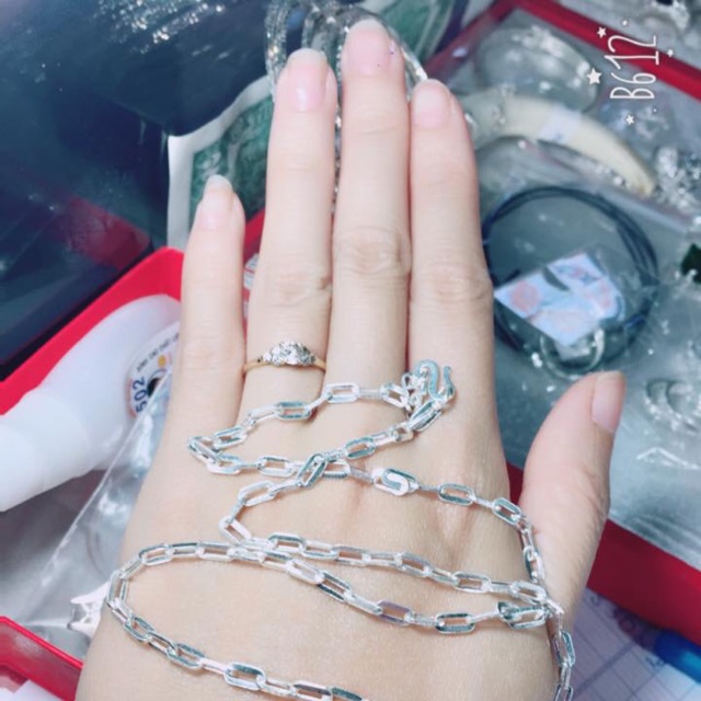 Dây chuyền xích bạc