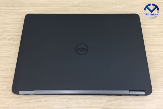 Laptop Dell Latitude E7270 ram 8g, ssd256,pin trên 8h, tặng cặp, chuột, tai nghe Bluetooth | BigBuy360 - bigbuy360.vn