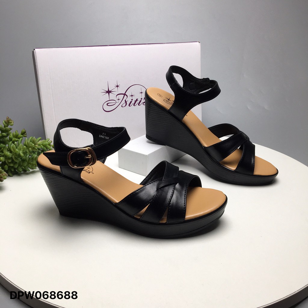 Sandal nữ BlTIS ❤️FREESHIP❤️ Dép quai hậu nữ đế xuồng 7cm quai cài DPW068688