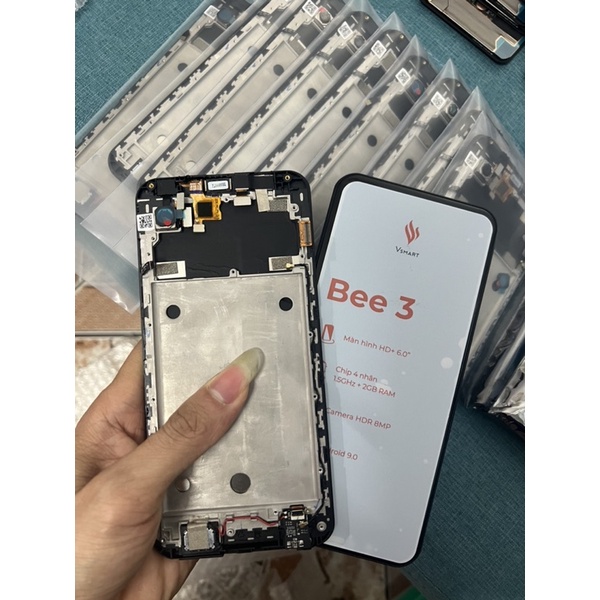 Màn hình Vsmart Bee 3 công ty liền khung + loa mầu đen