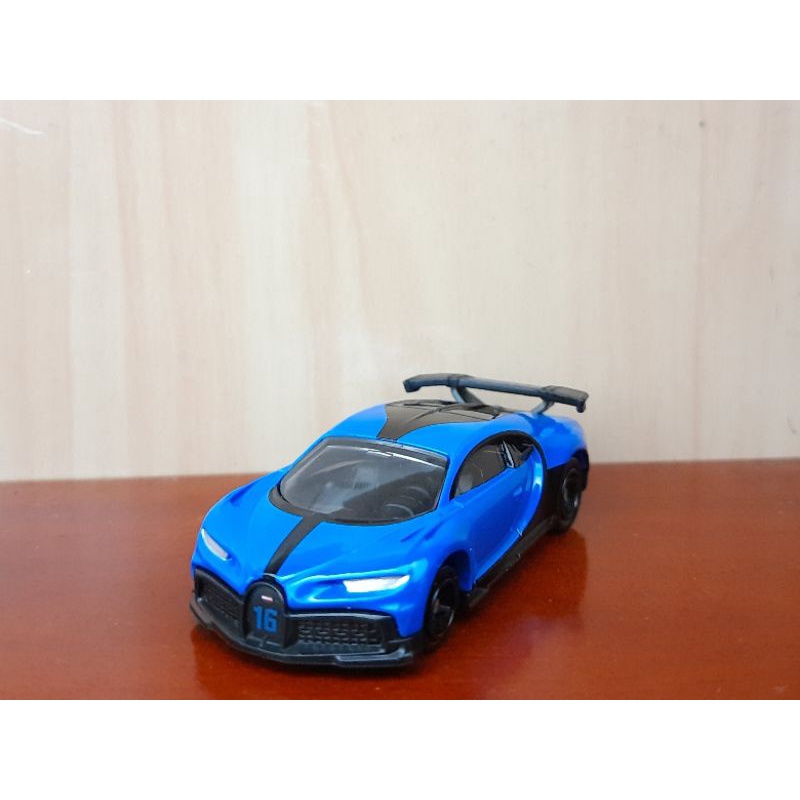 Xe mô hình Tomica BUGATTI Chiron Pur Sport - Có hộp không seal