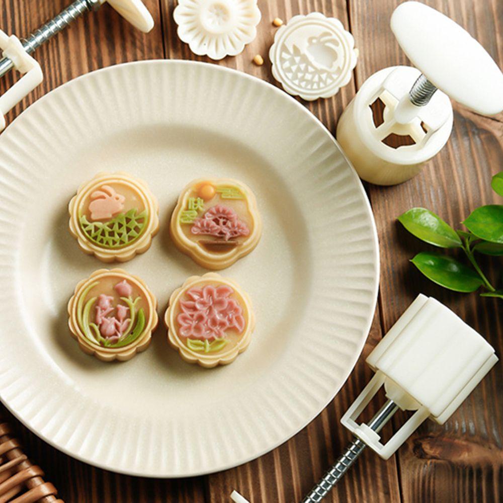 Khuôn Làm Bánh Trung Thu Bằng Nhựa Chống Dính DIY