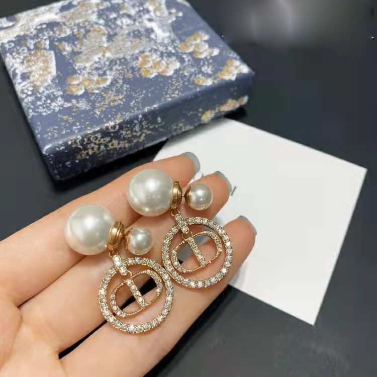 Khuyên Tai Nữ Đính Ngọc Trai Phong Cách Thời Trang Hàn Quốc