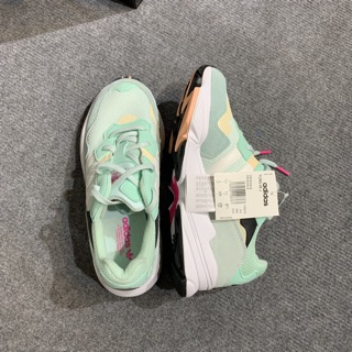 [Authentic] Hàng order dư Adidas UK - size 38