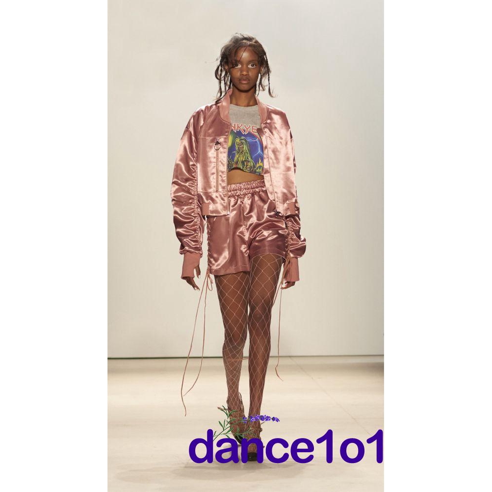 Quần tất kiểu lưới cá độc đáo quyến rũ cho nữ