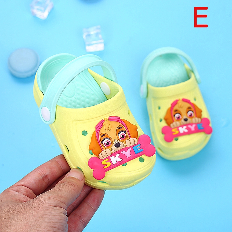 Sandals chống trượt kiểu hoạt hình cho bé 1 - 9 tuổi AYUER