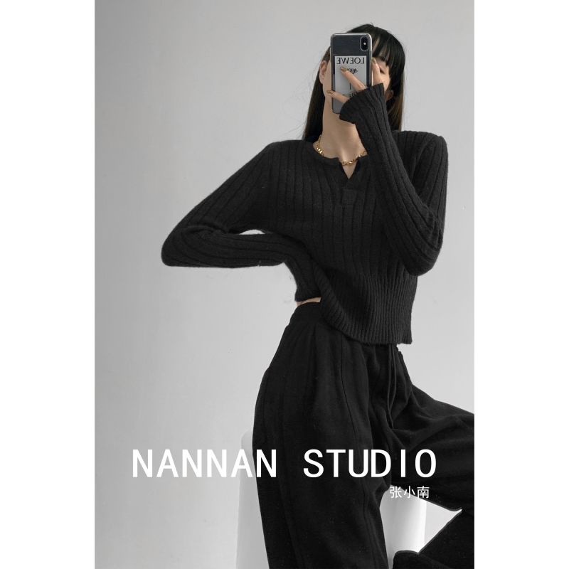 Retro show thin waist pit strip knitted short jacket autumn and winter Korean version of small V-neck long-sleeved sweater bottomed sweater