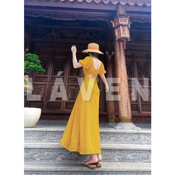 Đầm maxi cổ vuông tay bồng hở lưng | BigBuy360 - bigbuy360.vn