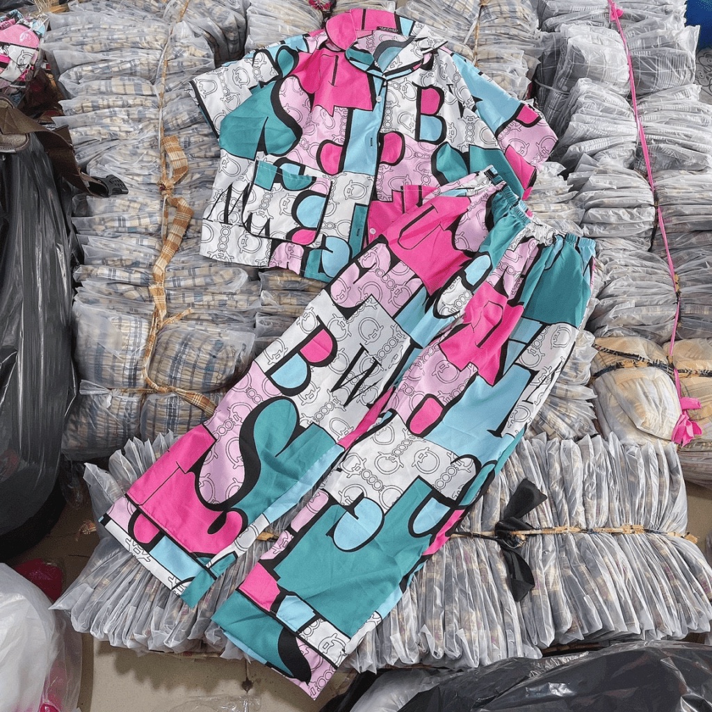 (HCM) SET PIZAMA LỤA THỜI TRANG NỮ - SIÊU XINH , THỜI TRANG TRẺ TRUNG PHONG CÁCH CHO CÁC CHỊ EM , MẶC NHÀ ĐI CHƠI ĐỀU ĐƯ