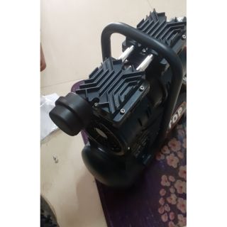 Combo máy nén khí 9l và dây hơi, súng hơi, cút nối