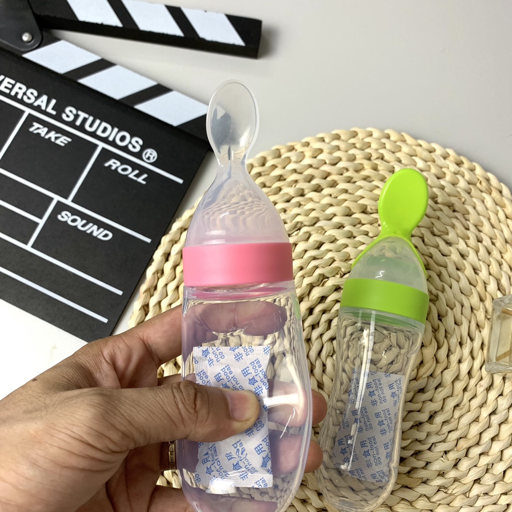 Bình thìa ăn dặm silicon, bình sữa kèm thìa chất liệu silicon đầu mềm, an toàn cho bé