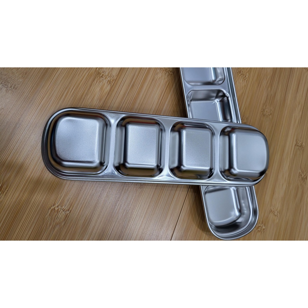 Khay đựng gia vị nước chấm đồ ăn 4 ngăn inox 304 tiện dụng
