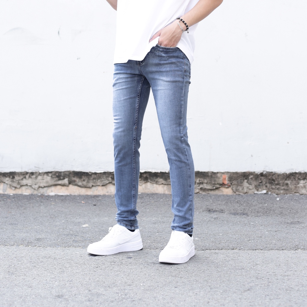 Quần Skinny Jeans Nam-Màu Xanh Đậm-Kiểu Trơn-Chất Liệu Cotton Co Giãn-Ống Đứng Dáng-Ống Ôm Chân Chuẩn Skinny