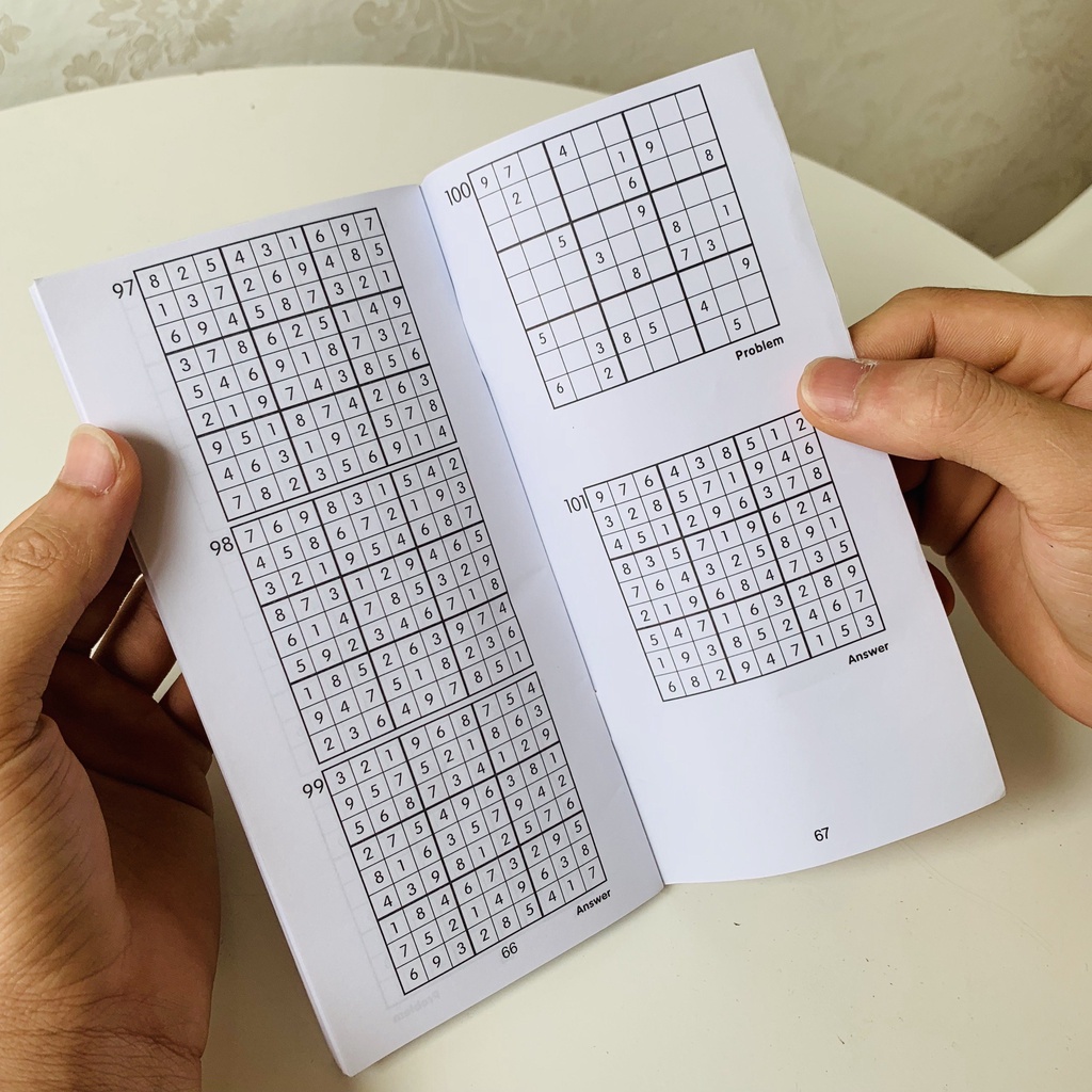 Bộ 100 Bài Hướng Dẫn Chơi Cờ SuDoKu Kèm Lời Giải Chi Tiết Đồ Chơi Board Game Giải Trí Giúp Bé Phát Triển Tư Duy