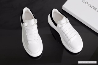 Giày thể thao nữ Alexander McQueen
