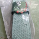 Shop gửi hàng hơi lâu, nhưng mà k sao đang dịch mà.hi. Giao đúng sản phẩm,có túi zip nữa, đúng size, dép mang êm ,đẹp lắm. Sẽ ủng hộ lần sau. Cho shop 5 sao nha. Cảm ơn shop.