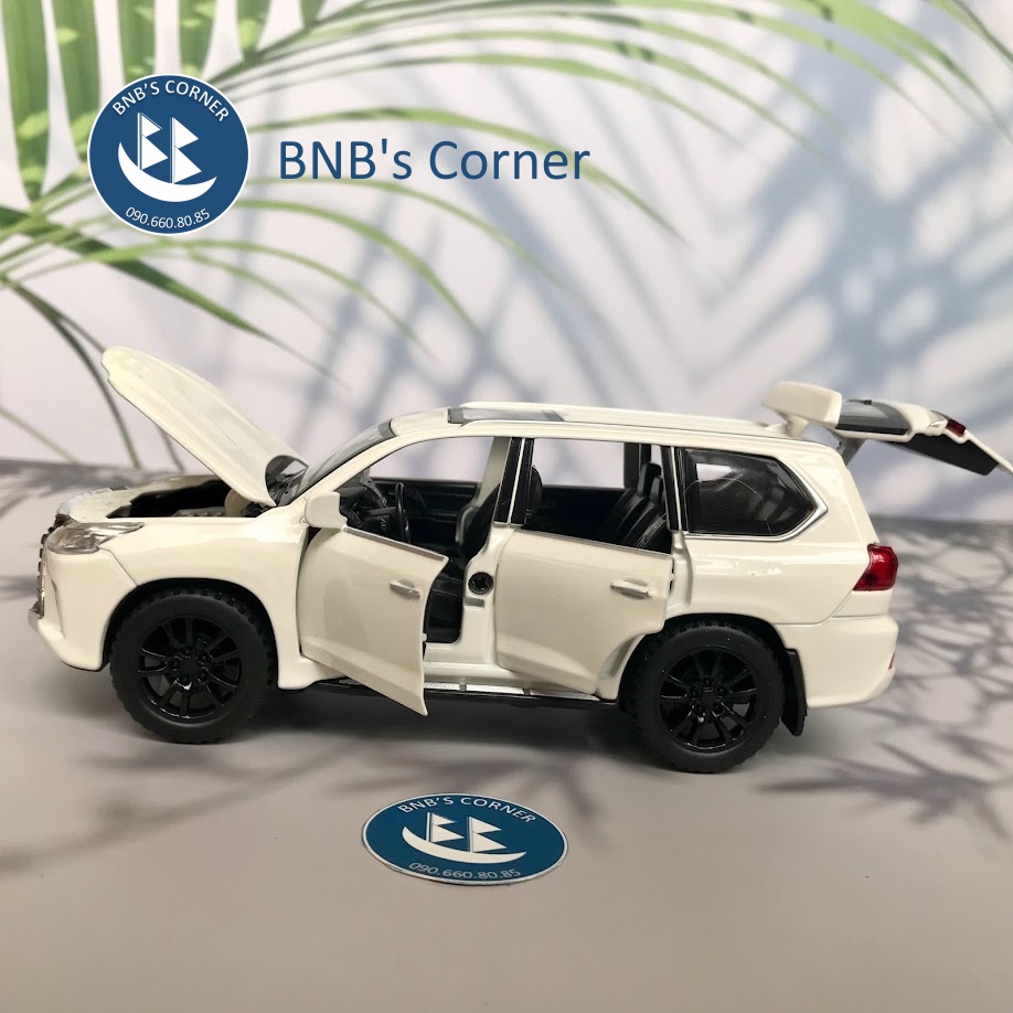 Xe mô hình 1:32 Lexus LX570