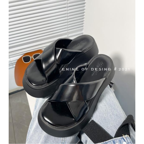 Dép sandal đế dày quai bắt chéo mẫu 2022 thời trang mùa hè dành cho nữ