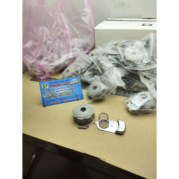 Bộ núm số máy may công nghiệp có khóa