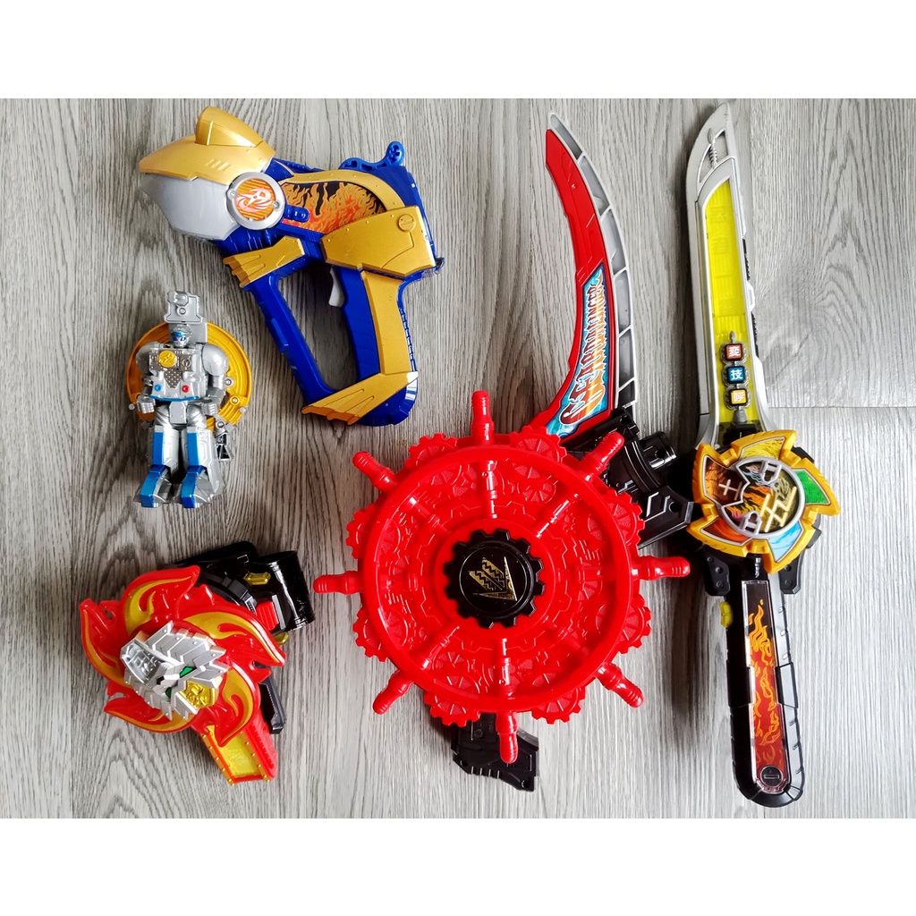 Mô hình DX Ninja Ichibantou đồ Chơi Siêu Nhân Chiến Đội Shuriken Ninninger - chính hãng Bandai