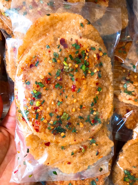 [Mã 156FMCGSALE hoàn 8% đơn 500K] CƠM CHÁY MẮM HÀNH ĐẶC BIỆT GIÒN,ĐẬM VỊ - GÓI 100g [KHÁCH ĐỌC KĨ LƯU Ý] | BigBuy360 - bigbuy360.vn