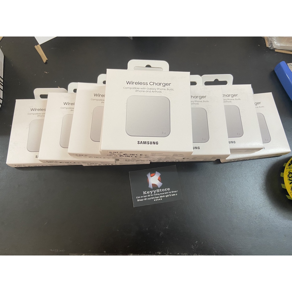 Đế sạc Nhanh Samsung ❤FreeShip❤ EP-P1300 Mẫu 2021 Mới Nhất Chuẩn Qi 9w Chính Hãng