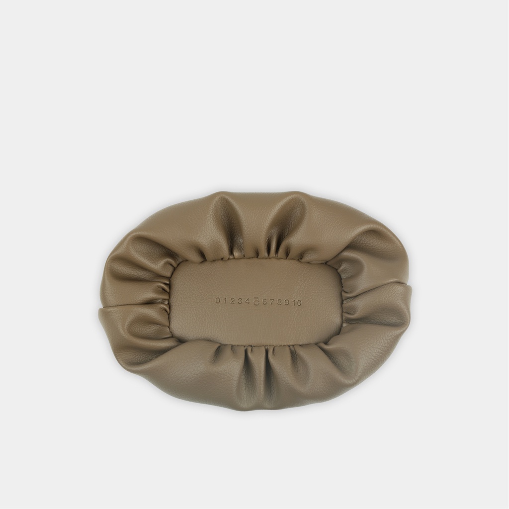 Túi xách MINI FLOWER màu Beige tối - CHAUTFIFTH