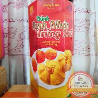 Bánh Hạnh Nhân Trứng Muối Tân Huê Viên