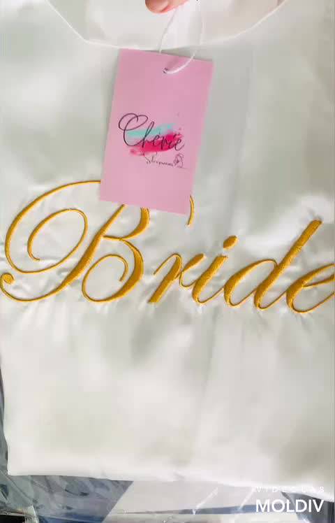 (Có sẵn) Áo choàng makeup kimono CÔ DÂU, PHỤ DÂU Chérie Sleepwear vải phi bóng trơn màu có chữ BRIDE và BRIDESMAID | BigBuy360 - bigbuy360.vn