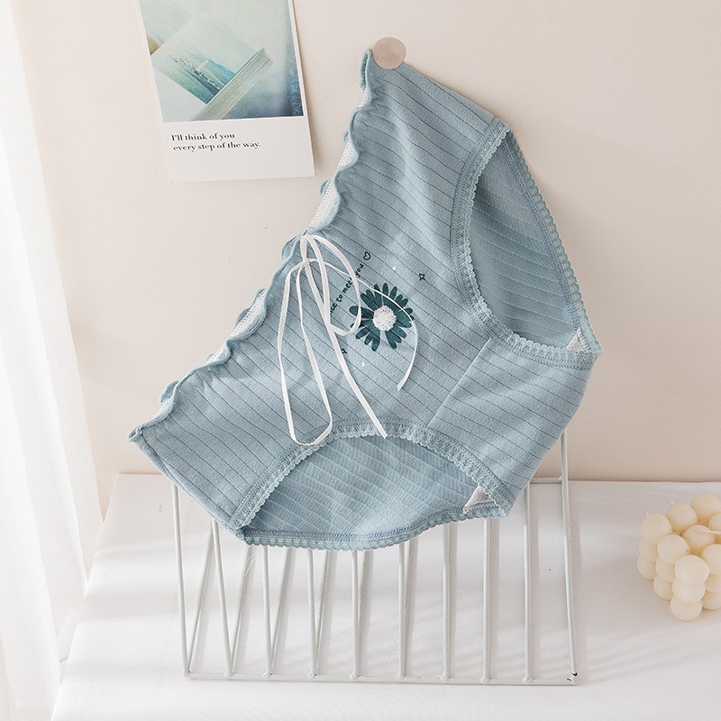 Set 5 quần lót nữ sinh cotton NuciFera hình Hoa cúc