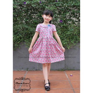 Đầm cổ sen lệch hoa hồng đính nơ xanh