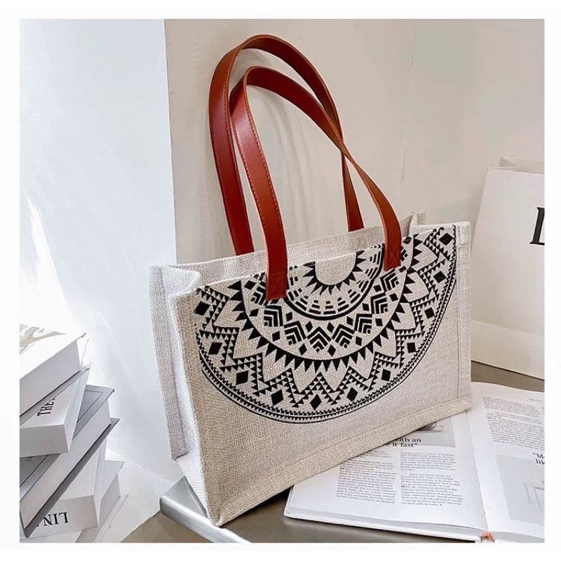 Túi Cói Hello Weekend, Hoa Văn Cao Cấp