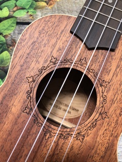 Đàn Ukulele Soprano Flight Miệng Hoa - CB2
