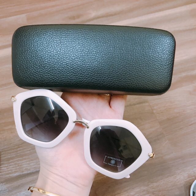 Kính Primark xách tay EU