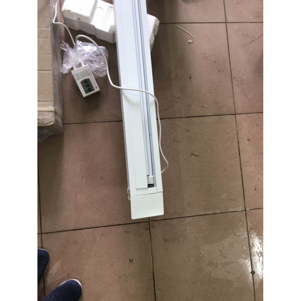MÀN CHIẾU ĐIỆN ÂM TRẦN 100 INCH DALITE