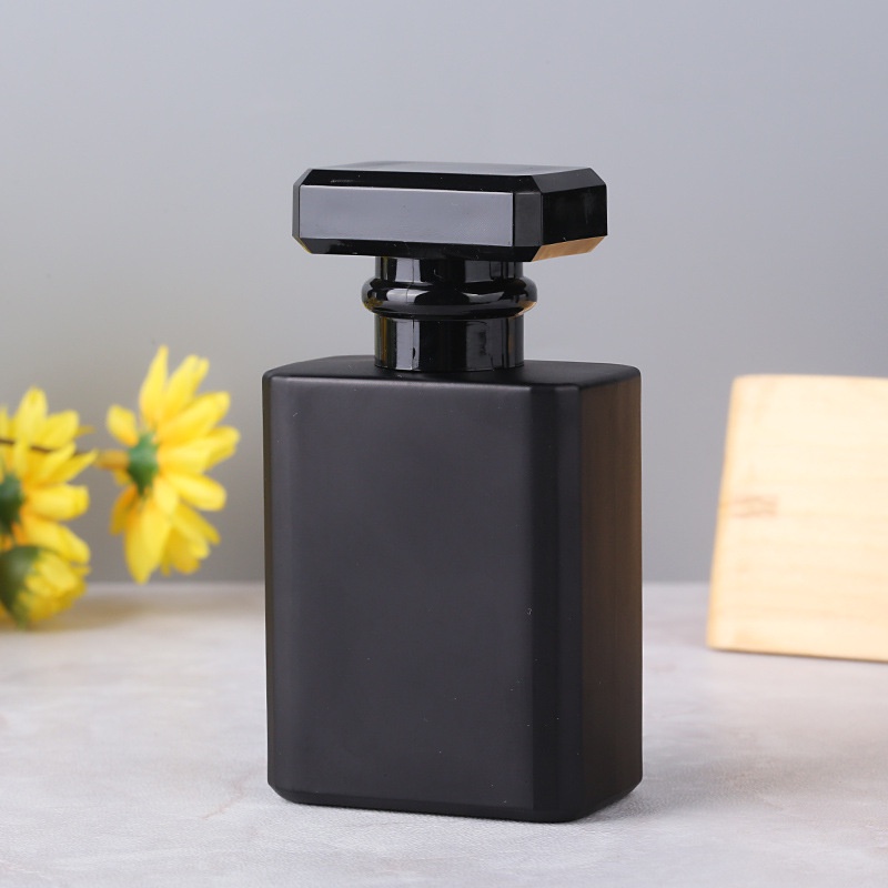 Chai Xịt Rỗng Bằng Kính 50ML Dùng Đựng Nước Hoa Khi Đi Du Lịch