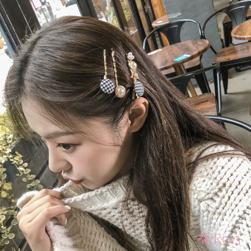 Kẹp tóc nút ngọc trai phong cách Hàn Quốc