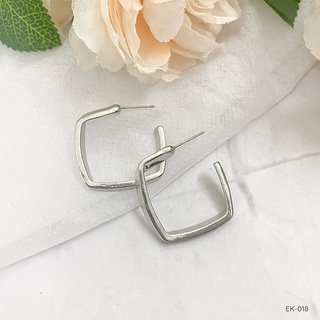 Khuyên tai nữ tứ giác phukien.seren