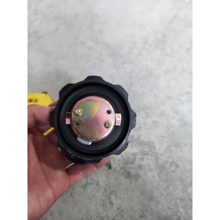 Sản phẩm gia đình làm- Nắp bình dầu 1046 có khoá