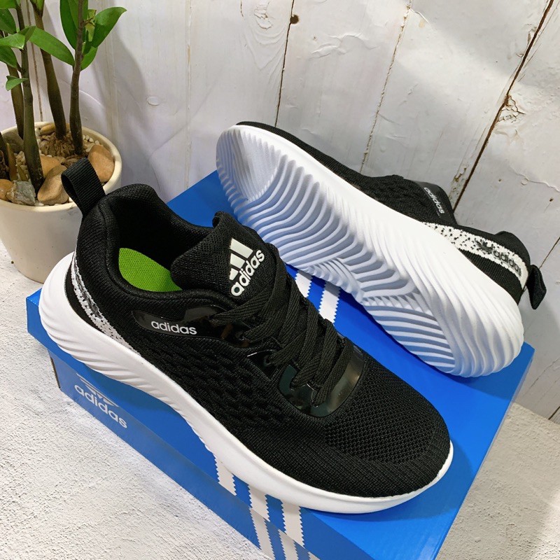 Giày nam thể thao đen nhẹ êm bền - Chuẩn 554