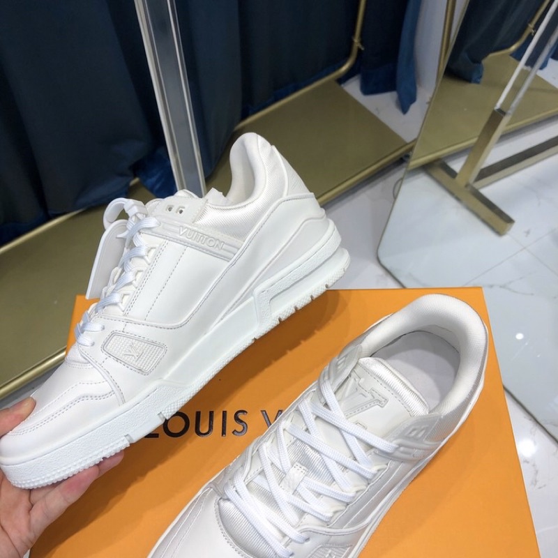 GIÀY LV TRAINERS SNEAKER ALL WHITE LAI AU DA THẬT SC