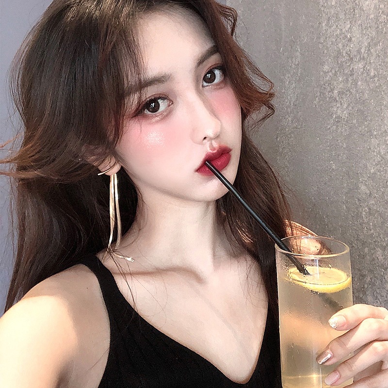 Khuyên Tai Nữ Trang Dáng Tròn Phong Cách retro