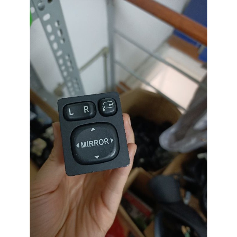 Công tắc gập gương điện zin TOYOTA WIGO