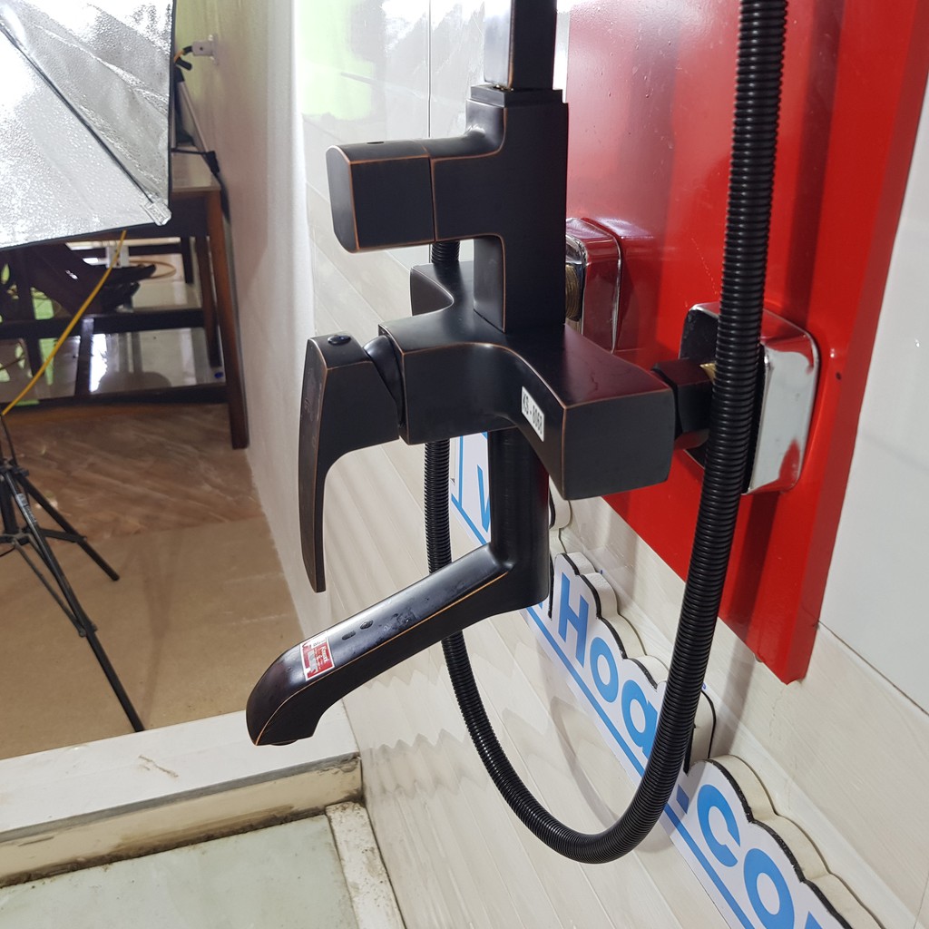 Bộ Sen Cây Tắm Đứng ( VHKS-8068 )- Sen Cây Tắm Nóng Lạnh Cao Cấp | BigBuy360 - bigbuy360.vn